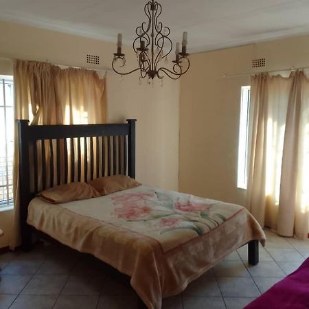 Sugar Shack Backpackers Botswana Gaborone Exterior foto